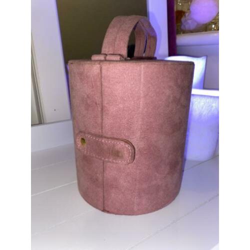Mooie roze sieradenbox