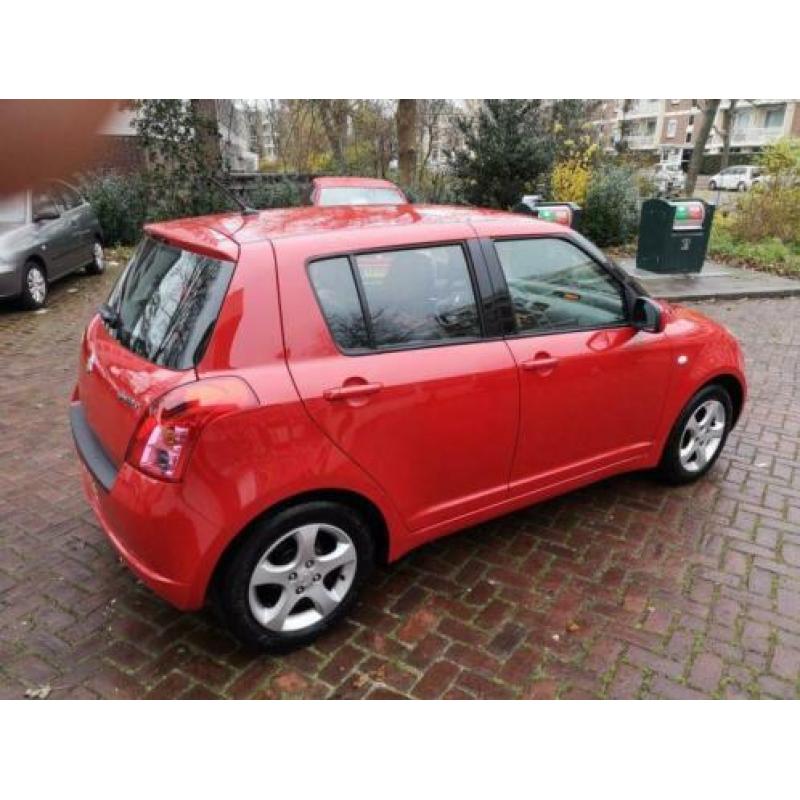 Suzuki Swift 1.3 Shogun | 5 DEURS | LEER BEKLEDING | NETTE A