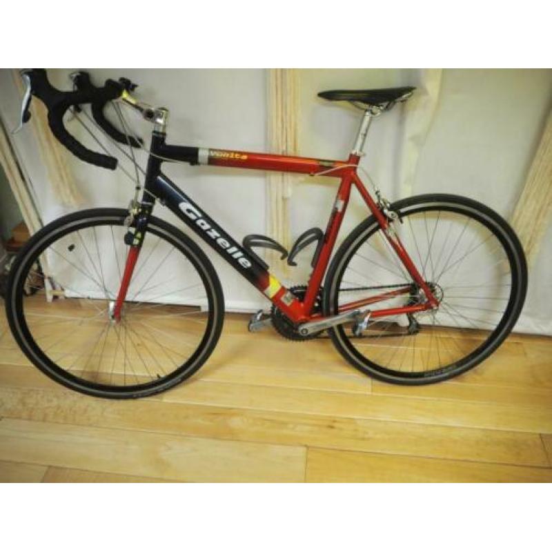 Gazelle Vuelta 7000 serie aluminium mt 56