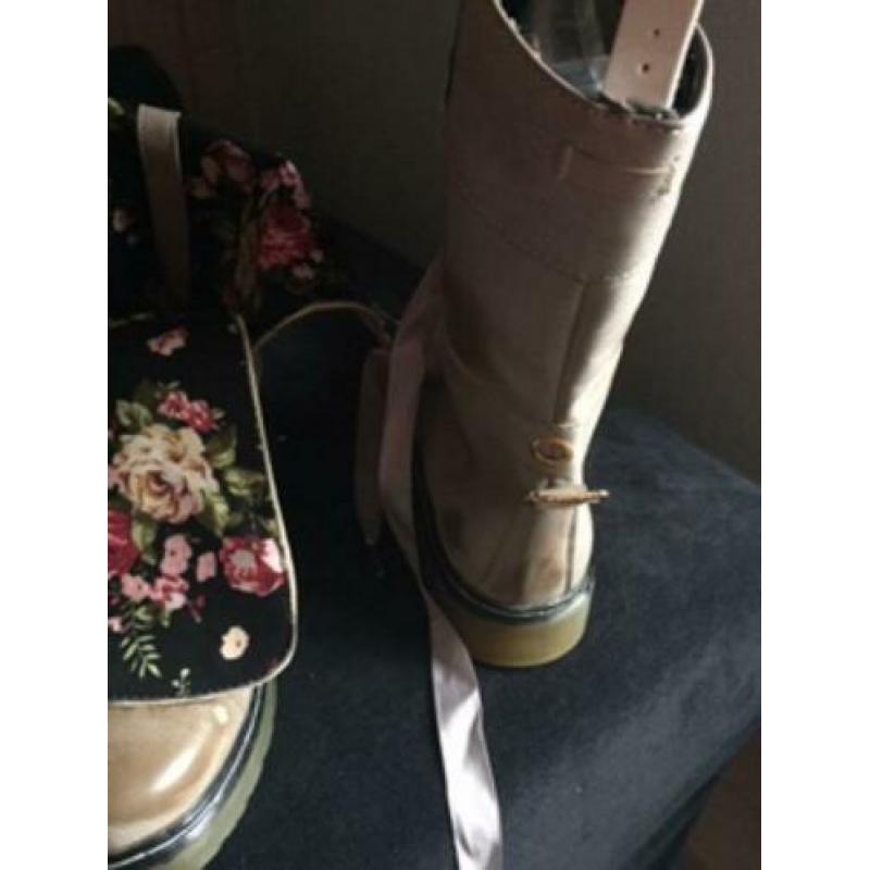 Nieuwe zomer boots 38,5 taupe, grijs fleurige binnen voering