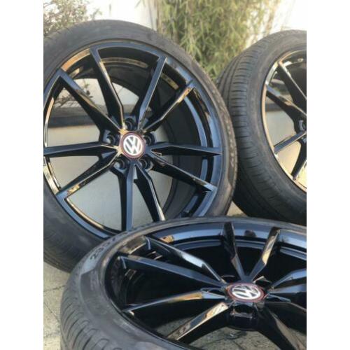 19” Volkswagen Passat / T-Roc “Pretoria” R velgen 5x112