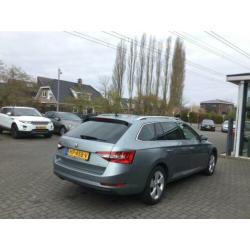 Skoda Superb COMBI 1.6 TDI 88KW AMBITION BUSINESS (bj 2015)