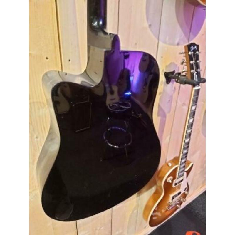 Pasadena western gitaar voor de doe-het-zelver