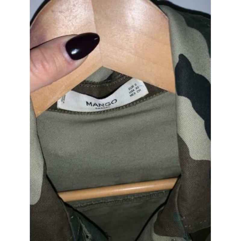 Mango blouse / Jack met embleem camouflage maat S