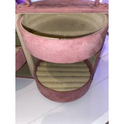 Mooie roze sieradenbox