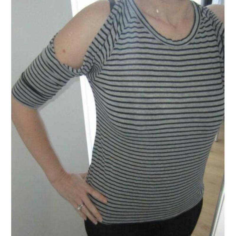 Leuke top SUPERTRASH maat M