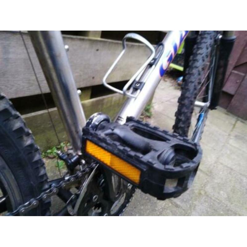 Giant atx 870 expert 26er maat S