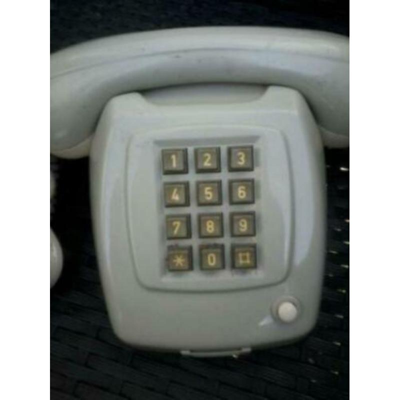 Leuk Retro PTT telefoon met druktoetstype T65 TDK in goede