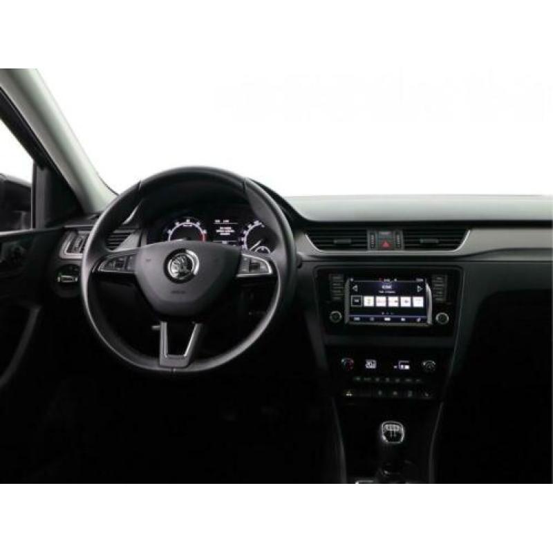 Skoda Rapid Spaceback 1.0 TSI 95PK Greentech Clever | Naviga