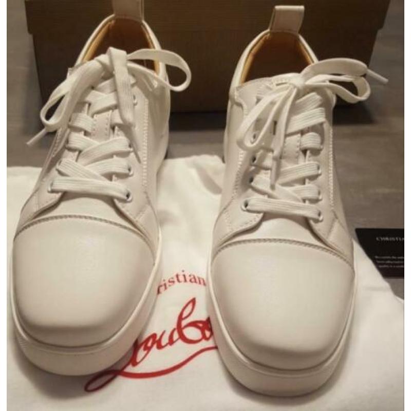Louboutin lowtop wit