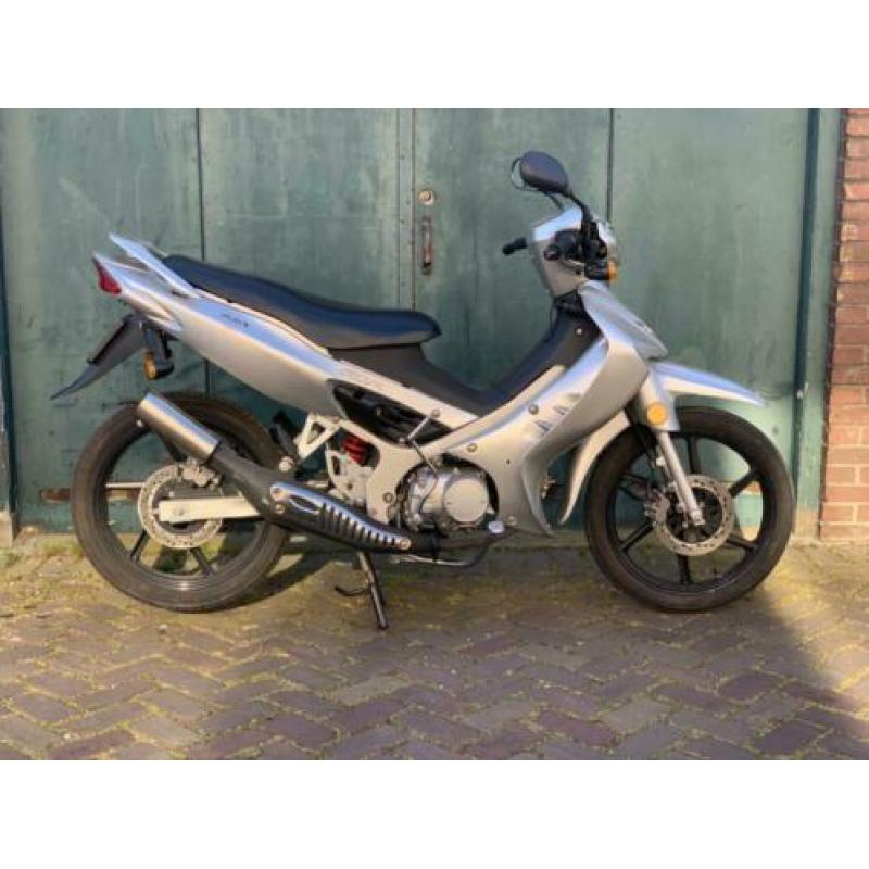 Agm lifan schakelbrommer