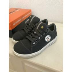 Nieuwen Gerba S3/ESD Veigigheid sneakers Grijs. Maat 39