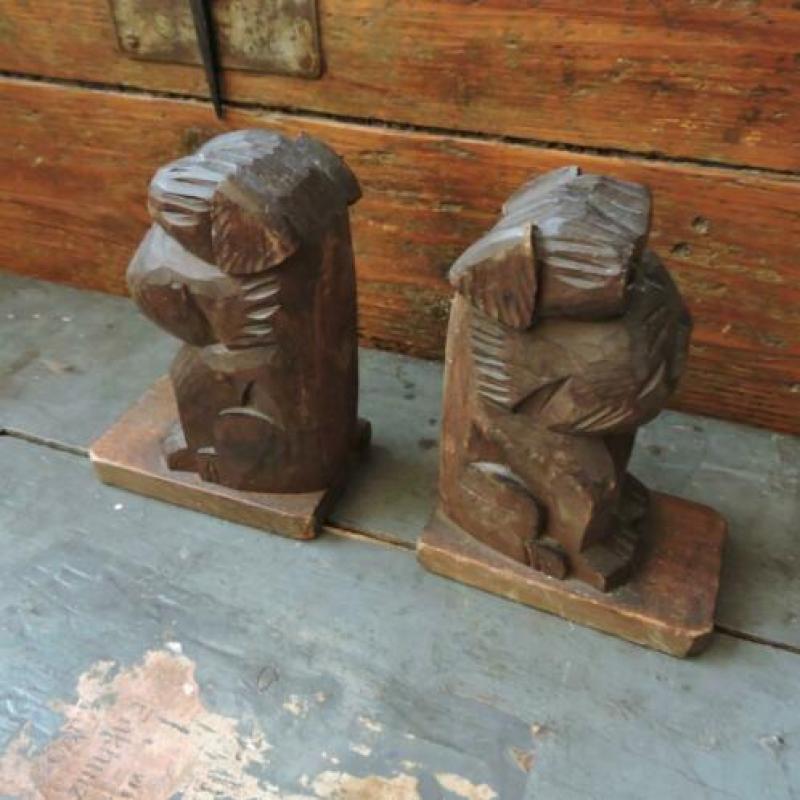 Vintage hout gesneden boekensteun ivv hond