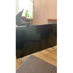 Humax uhd 04316. 43inch led tv
