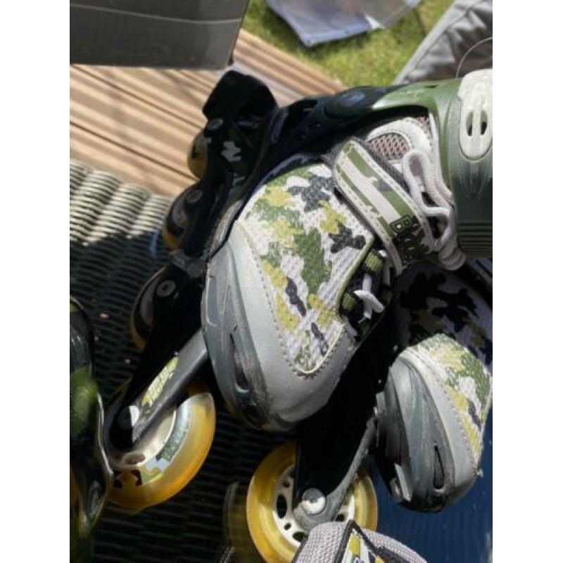 Skates met helm en kniebeschermers maat 32-36