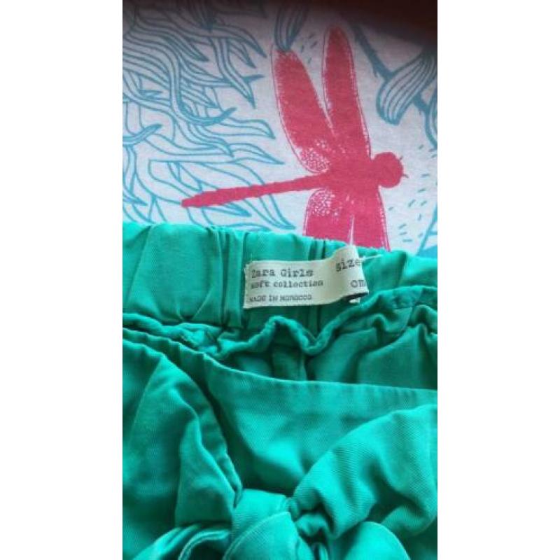 Leuk shortje van Zara. Fijn zacht stofje