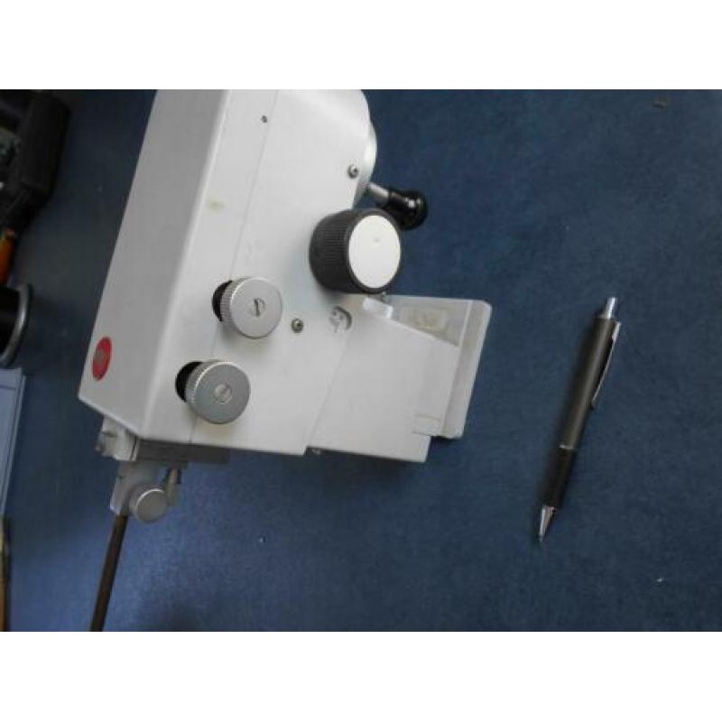 microscoop micromanipulator leitz leica