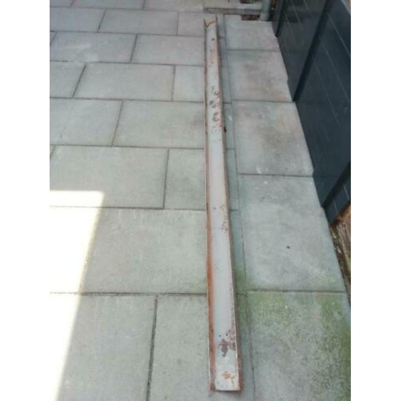 Stalen latei c-profiel, 250,5 cm lang, 10 cm breed 5 cm hoog