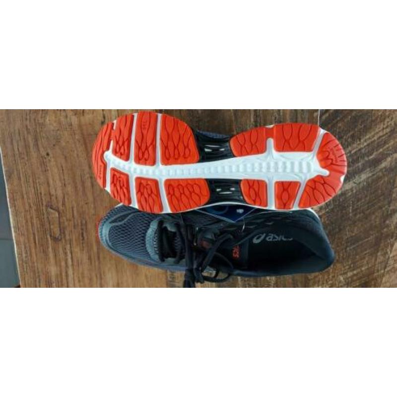 Asics hardloopschoenen, maat 43,5