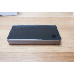 Nintendo DSI XL + 5 spellen