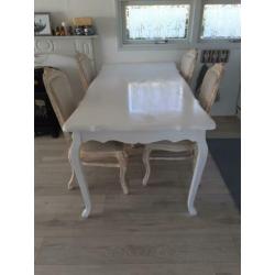 Eethoek plus stoelen
